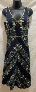 Vintage-Inspired Floral Midi Dress